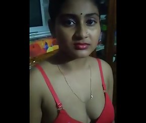 Desi Bhabhi In Sari Giving Nice Blowjob After Party